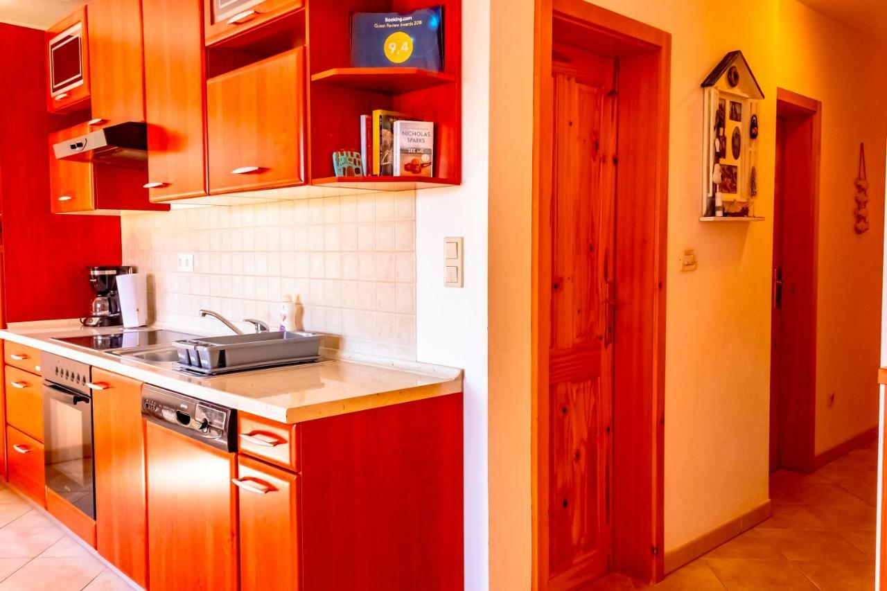 Abby Apartment Kornić Екстериор снимка